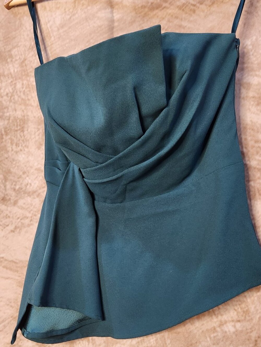 WHITE HOUSE BLACK MARKET Green Draped Crop Top – Asymmetric Hem – Size 00 - Picture 2 of 8